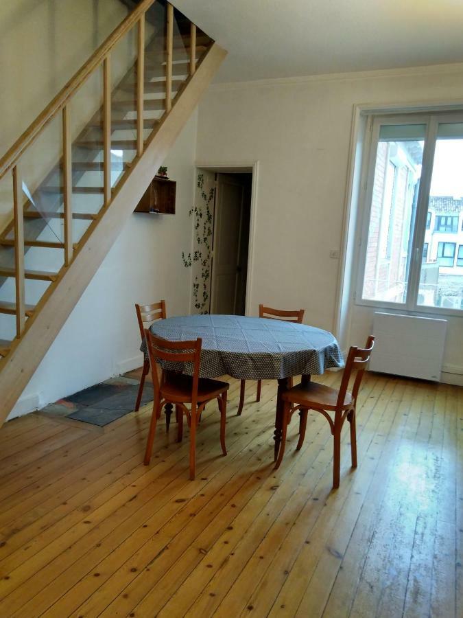 Appartement Au Calme Centre Ville A 2 Pas Du Vieux Marche ลาโรแชล ภายนอก รูปภาพ
